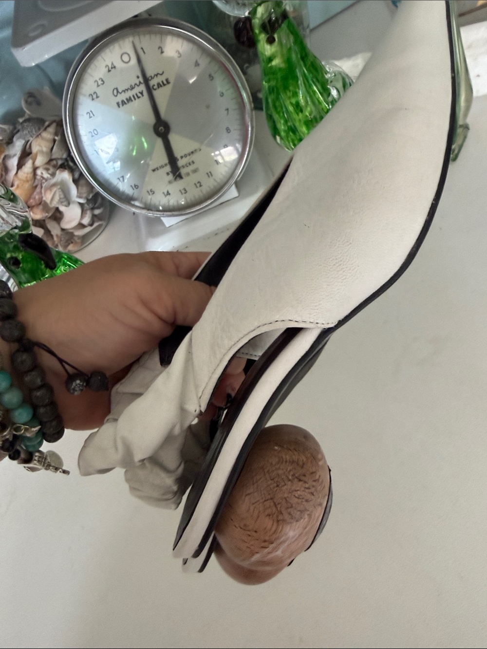 L'Intervalle White Leather Pointed Slingback wooden round heap size 36 (6)) - Picture 7 of 17